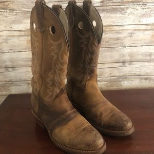 Size 9 double h boots